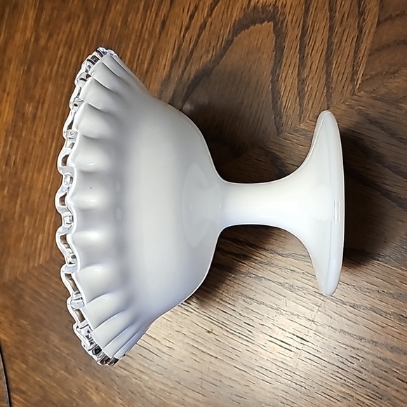 Vintage Fenton Milk Glass Silver Crest Ruffled Edge Compote/Candy Dish/Catchall - Picture 4 of 7